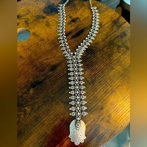 Selling a beautiful alternative necklace